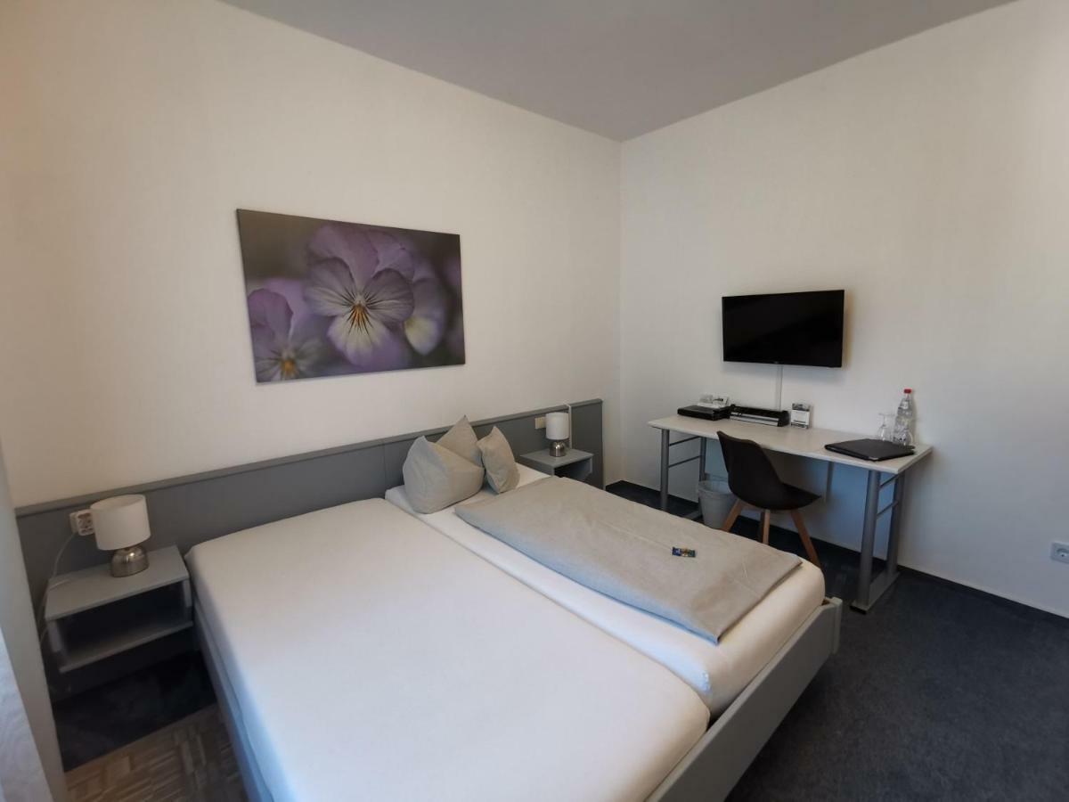 City Hotel Franziska Щраубинг Екстериор снимка