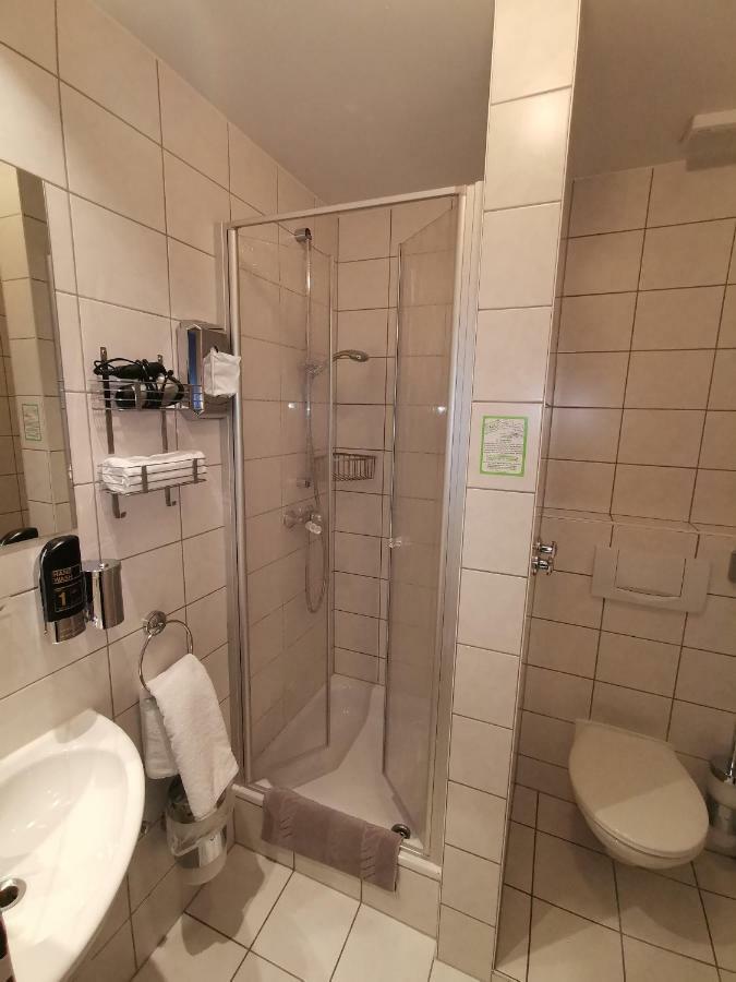 City Hotel Franziska Щраубинг Екстериор снимка